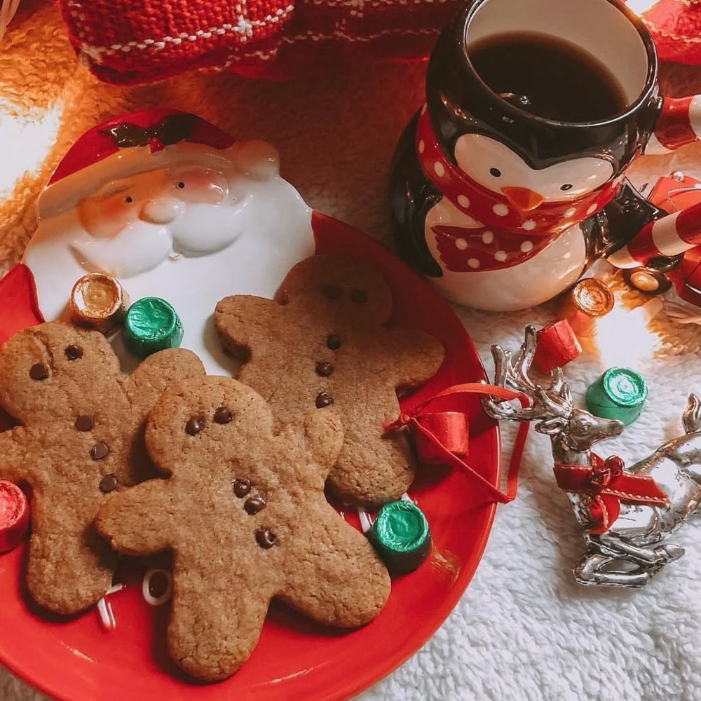Potter’s studio Cookies for Santa ceramic plate